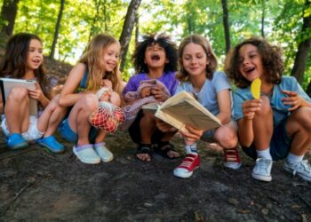Výlety, tábory a športové podujatia – majte poistené deti aj dospelých!