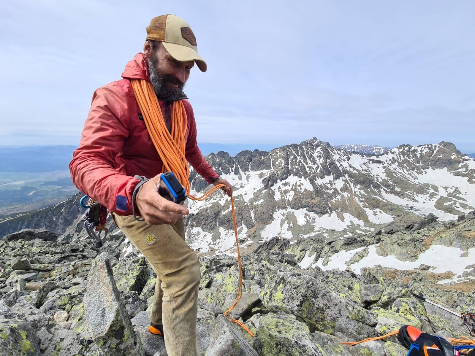PODCAST s horským vodcom a záchranárom Igorom Trgiňom o nástrahách zimy v horách a o chybách, ktorými ohrozujeme svoju bezpečnosť