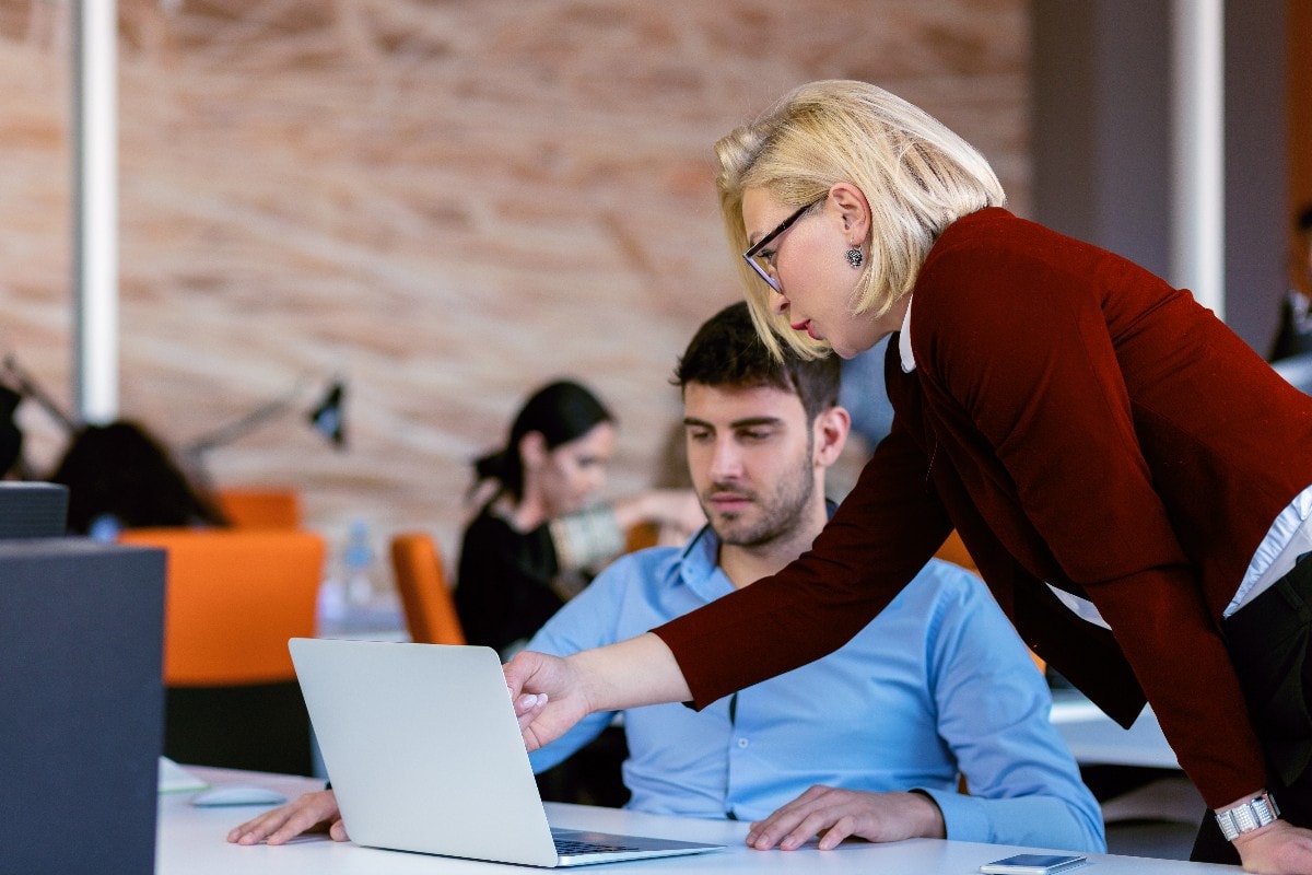 10 vlastností úspešných lídrov