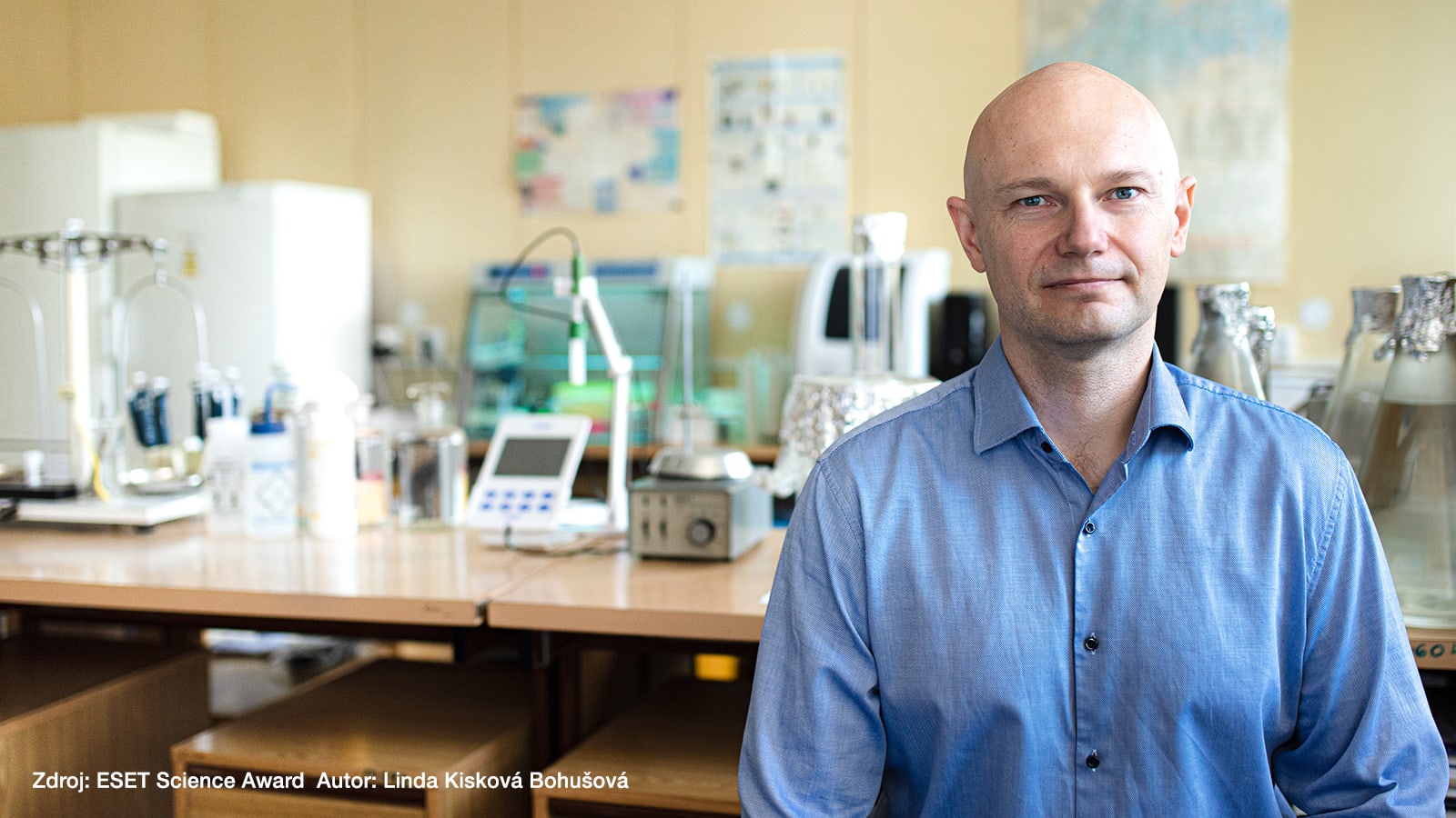 PODCAST s virológom Borisom Klempom z BMC SAV o očkovaní proti COVID-19, najnovších technológiách, vedľajších účinkoch a efektivite vakcín