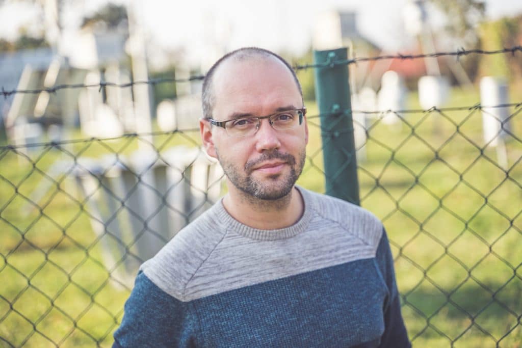 Rozhovor s klimatológom Jozefom Pechom o dôsledkoch klimatických zmien, o extrémoch počasia a o tom, či ešte dokážeme zvrátiť krízu