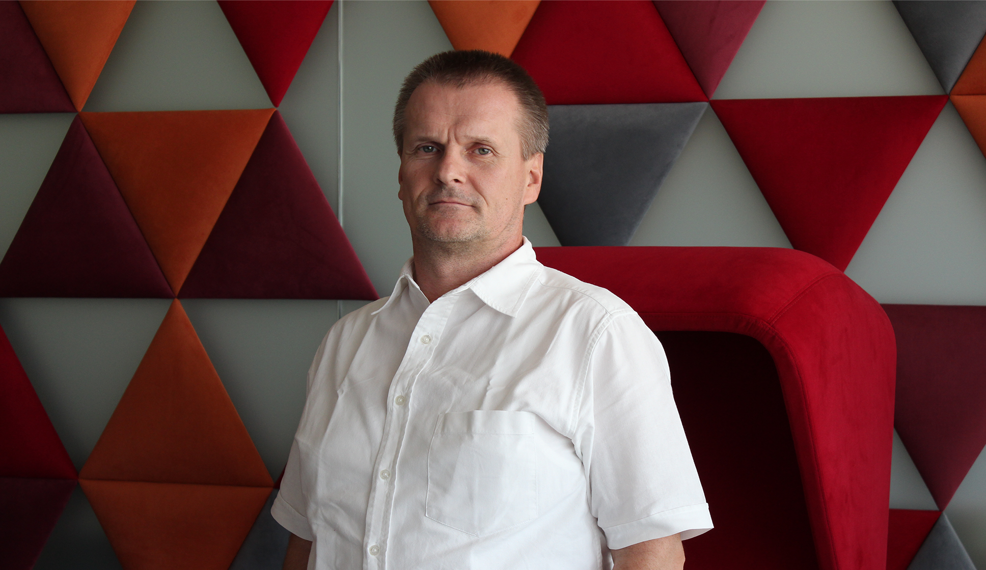 PODCAST o prítomnosti a budúcnosti automobility s manažérom dopravného spravodajstva RTVS